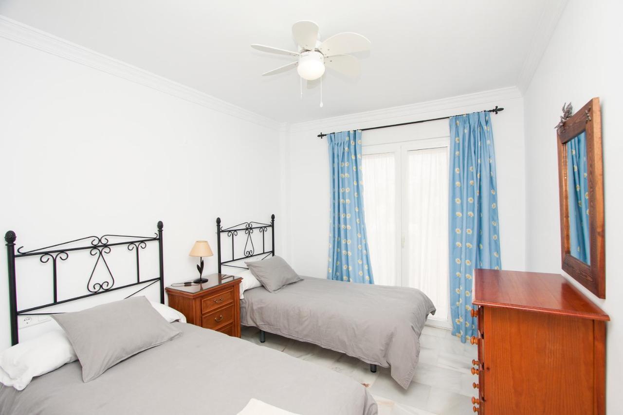 شقة Residencial Aljamar نيرخا المظهر الخارجي الصورة