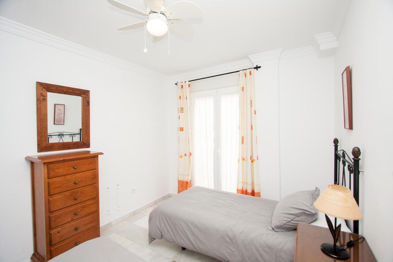شقة Residencial Aljamar نيرخا المظهر الخارجي الصورة